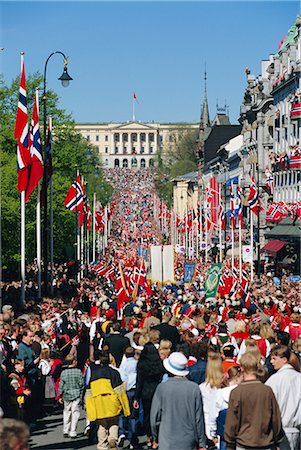simsearch:841-02831984,k - View to the Royal Palace, Norwegian National Day (17th May) Oslo, Norway, Scandinavia, Europe Stock Photo - Rights-Managed, Code: 841-02706355