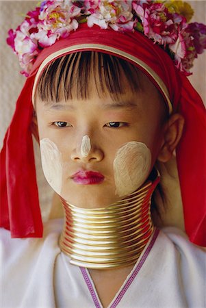 simsearch:841-02916002,k - Portrait of a 'Long necked' Padaung tribe girl, Mae Hong Son Province, northern Thailand, Asia Stock Photo - Rights-Managed, Code: 841-02706520