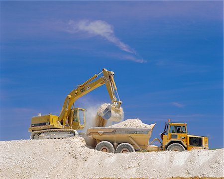 simsearch:841-02708432,k - Earth removal, JCBs/Diggers, Construction Industry Stock Photo - Rights-Managed, Code: 841-02707115
