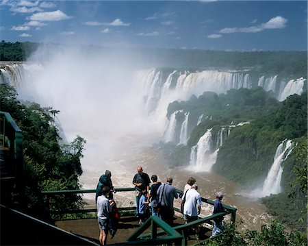 simsearch:841-06501835,k - Iguacu (Iguazu) Falls, border of Brazil and Argentina, South America Stock Photo - Rights-Managed, Code: 841-02707206
