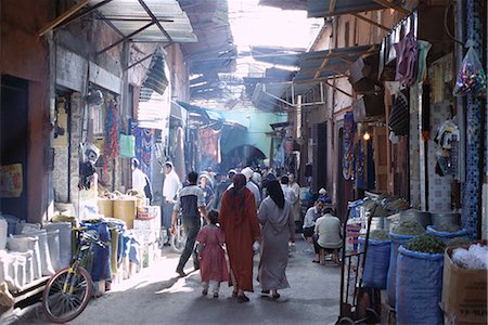 simsearch:862-03364636,k - Street scene in the souks of the Medina, Marrakech (Marrakesh), Morocco, North Africa, Africa Stock Photo - Rights-Managed, Code: 841-02707585