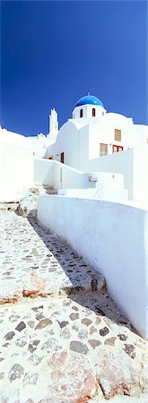 simsearch:841-07913791,k - Blue domed church and whitewashed buildings, Oia, Santorini (Thira), Cyclades Islands, Greek Islands, Greece, Europe Foto de stock - Con derechos protegidos, Código: 841-02707607