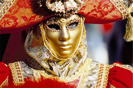 simsearch:841-02714288,k - Portrait of a person dressed in mask and costume taking part in Carnival, Venice Carnival, Venice, Veneto, Italy, Europe Stock Photo - Rights-Managed, Code: 841-02707623