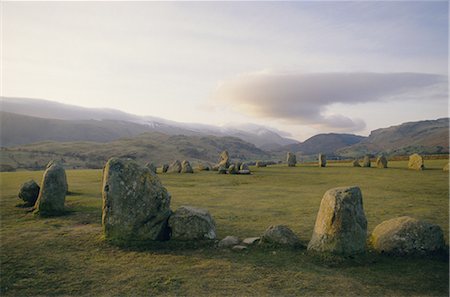 simsearch:841-05962529,k - Castlerigg Stone Circle (the Druid's Circle), Lake District National Park, Cumbria, England, United Kingdom, Europe Foto de stock - Con derechos protegidos, Código: 841-02707963