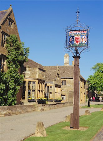 The Lygon Arms sign, Broadway, the Cotswolds, Hereford and Worcester, England, United Kingdom, Europe Stock Photo - Rights-Managed, Code: 841-02708133