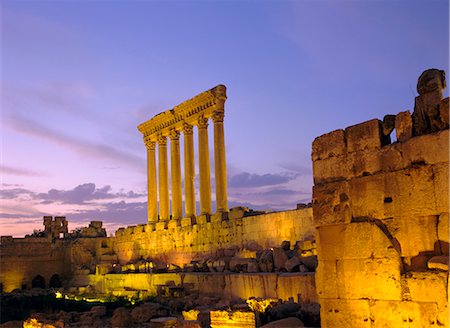 simsearch:841-02707443,k - The Temple of Jupiter, Baalbek, Bekaa valley, Lebanon Stock Photo - Rights-Managed, Code: 841-02708140