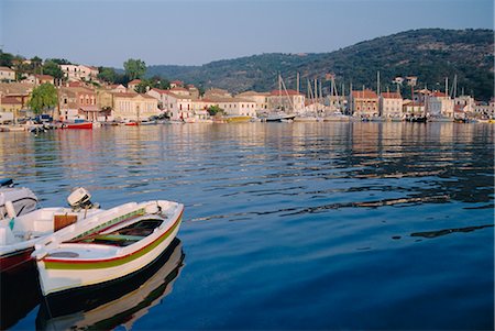 simsearch:841-02706346,k - Gaios Harbour, Gaios, Paxos, Ionian Islands, Greece, Europe Stock Photo - Rights-Managed, Code: 841-02708461