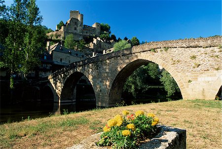 french country river photos - Arched medieval bridge over the Aveyron River, Belcastel, Aveyron, Midi-Pyrenees, France, Europe Stock Photo - Rights-Managed, Code: 841-02708848