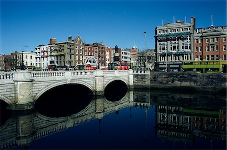 simsearch:841-06030533,k - River Liffey and O'Connell Bridge, Dublin, Eire (Republic of Ireland), Europe Stock Photo - Rights-Managed, Code: 841-02709033