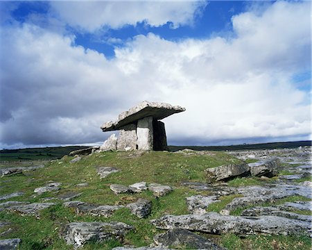 simsearch:841-02944527,k - Poulnabrone Dolmen near Lisdonvarna, County Clare, Munster, Eire (Republic of Ireland), Europe Stock Photo - Rights-Managed, Code: 841-02709212