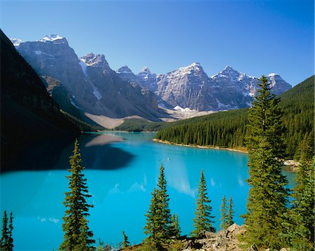 simsearch:622-02759675,k - Moraine Lake, Valley of Ten Peaks, Banff National Park, Rocky Mountains, Alberta, Canada Stock Photo - Rights-Managed, Code: 841-02709240