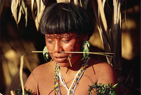 simsearch:841-02709392,k - Portrait of a Yanomami woman with nose sticks and facial decoration in Brazil, South America Stock Photo - Rights-Managed, Code: 841-02709393