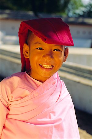 Young nun, Mingun, Myanmar, Asia Stock Photo - Rights-Managed, Code: 841-02709487