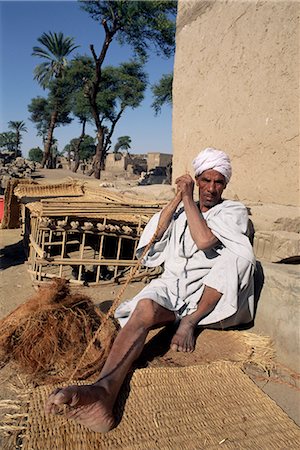 simsearch:841-02947168,k - Villager making tether rope, Tod, near Luxor, Egypt, North Africa, Africa Foto de stock - Con derechos protegidos, Código: 841-02709598