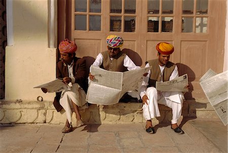 simsearch:841-02703267,k - Men reading newspapers, Meherangarh Fort, jodphur, Rajasthan, India Stock Photo - Rights-Managed, Code: 841-02703278