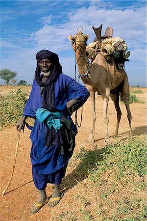 simsearch:841-02947168,k - Man of the desert with his camel, Mopti region, Mali, Africa Foto de stock - Con derechos protegidos, Código: 841-02714175