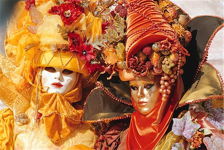 simsearch:841-02714288,k - People wearing masked carnival costumes, Venice Carnival, Venice, Veneto, Italy Stock Photo - Rights-Managed, Code: 841-02714233
