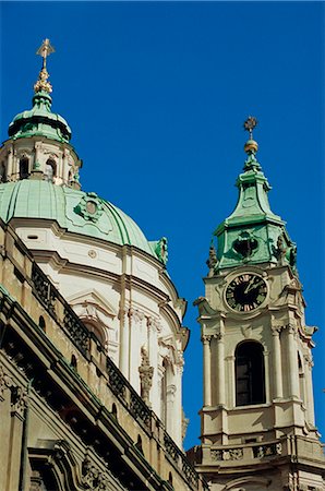 simsearch:700-05642406,k - Coupole et tour du Baroque St. Nicholas Church, Mala Strana, Prague, République tchèque, Europe Photographie de stock - Rights-Managed, Code: 841-02717061