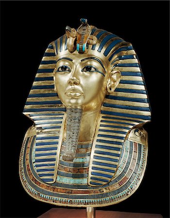 simsearch:841-03032736,k - Tutankhamun's funeral mask in solid gold inlaid with semi-precious stones and glass-paste, from the tomb of the pharaoh Tutankhamun, discovered in the Valley of the Kings, Thebes, Egypt, North Africa, Africa Stock Photo - Rights-Managed, Code: 841-02717814