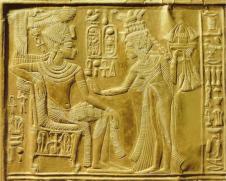 simsearch:841-03032736,k - Detail of the exterior of the gilt shrine showing the queen bringing unguents and flowers to the king, from the tomb of the pharaoh Tutankhamun, discovered in the Valley of the Kings, Thebes, Egypt, North Africa, Africa Stock Photo - Rights-Managed, Code: 841-02717840