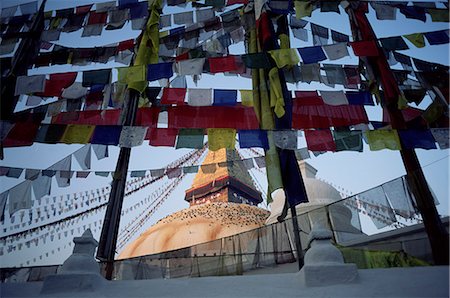 simsearch:841-02718675,k - (Bodhnath) (Bodnath) de Bodnath stupa avec prière bouddhique drapeaux, Katmandou, Népal, Asie Photographie de stock - Rights-Managed, Code: 841-02717856