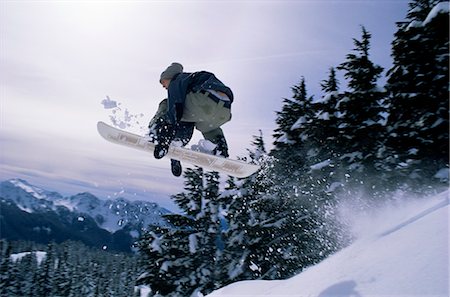 simsearch:841-03505868,k - Snowboarder, Mount Rainier, Washington State, United States of America (U.S.A.), North America Stock Photo - Rights-Managed, Code: 841-02718492