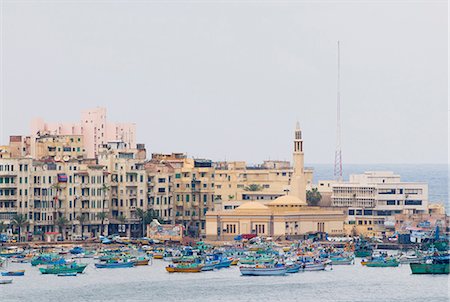Waterfront and Eastern Harbour, Alexandria, Egypt, North Africa, Africa Foto de stock - Con derechos protegidos, Código: 841-02718854