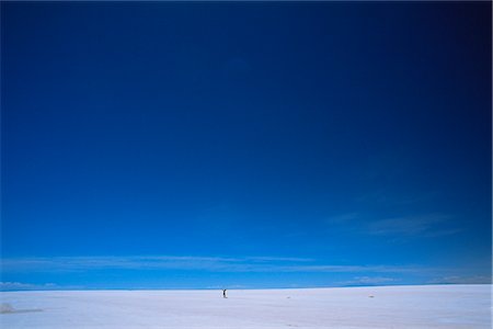 simsearch:841-06449731,k - Vast sky above salt desert, Salar de Uyuni, Bolivia, South America Stock Photo - Rights-Managed, Code: 841-02719665