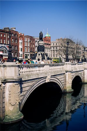 simsearch:841-06030533,k - O'Connell Bridge, Dublin, Eire (Republic of Ireland), Europe Stock Photo - Rights-Managed, Code: 841-02710062