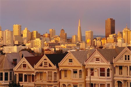 simsearch:841-06031845,k - The 'Painted Ladies', Victorian houses on Alamo Square, San Francisco, California, United States of America Stock Photo - Rights-Managed, Code: 841-02710509