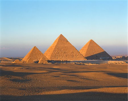 pyramids - Giza Pyramids, Giza, UNESCO World Heritage Site, Cairo, Egypt, North Africa, Africa Foto de stock - Con derechos protegidos, Código: 841-02710662