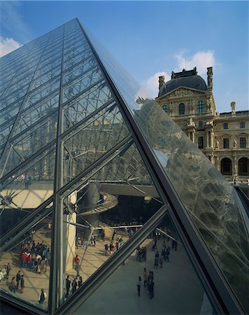 simsearch:841-02710261,k - The Pyramide and Palais du Louvre, Musee du Lourve, Paris, France, Europe Stock Photo - Rights-Managed, Code: 841-02710722
