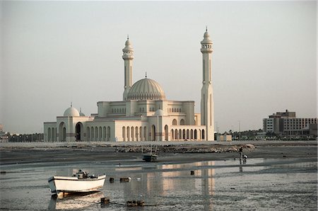 simsearch:841-02944764,k - Grand Mosque, Bahrain, Middle East Stock Photo - Rights-Managed, Code: 841-02710969