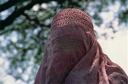 pakistan - Portrait of a veiled Muslim woman in northern Pakistan, Asia Stock Photo - Rights-Managed, Code: 841-02711615