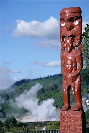 Traditional Maori wooden carving, Whakarewarewa geothermal springs, Rotorua, South Auckland, North Island, New Zealand, Pacific Stock Photo - Rights-Managed, Code: 841-02711698
