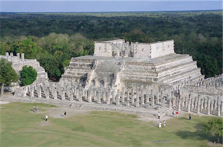 Temple of the Warriors, Chichen Itza, Mexico, Central America Stock Photo - Rights-Managed, Code: 841-02712219