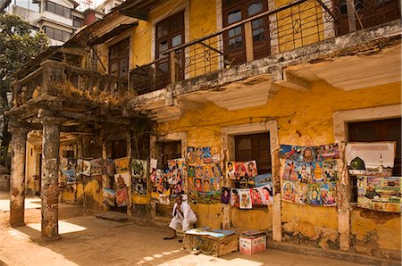 simsearch:841-02703267,k - Decaying house in Panaji formerly known as Panjim, Goa, India Stock Photo - Rights-Managed, Code: 841-02712372