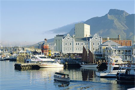 simsearch:841-03673601,k - V and A Waterfront with Table Mountain, Cape Town, South Africa Stock Photo - Rights-Managed, Code: 841-02712861