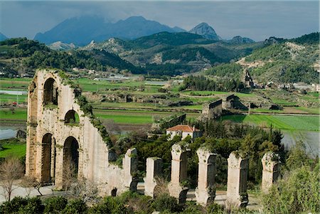 simsearch:841-03031208,k - Ruines de l'aqueduc romain, Aspendos, Anatolie, Turquie, Asie mineure, Eurasie Photographie de stock - Rights-Managed, Code: 841-02713634
