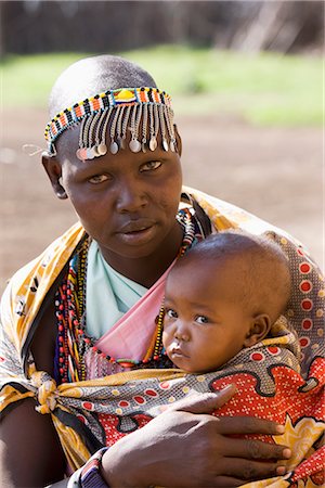 simsearch:841-03673550,k - Masai woman and baby, Masai Mara National Reserve, Kenya, East Africa, Africa Stock Photo - Rights-Managed, Code: 841-02720789