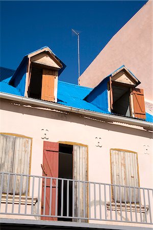 fort de france - Building shutters, Schoelcher Street, Fort-de-France, Martinique, French Antilles, West Indies, Caribbean, Central America Stock Photo - Rights-Managed, Code: 841-02721200