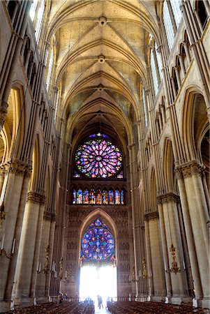 simsearch:841-06501064,k - Stained glass rose window viewed from the nave, Notre-Dame Cathedral, UNESCO World Heritage Site, Reims, Marne, Champagne-Ardenne, France, Europe Stock Photo - Rights-Managed, Code: 841-02721610