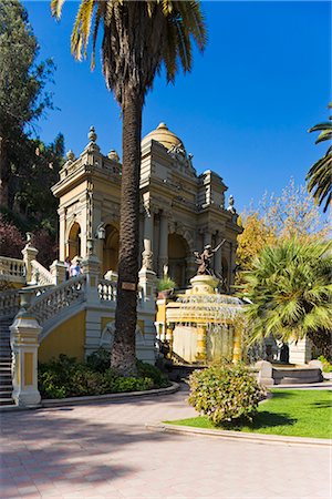 simsearch:841-02722258,k - Cerro Santa Lucia (Santa Lucia park) and the ornate Terraza Neptuno fountain, Santiago, Chile, South America Foto de stock - Con derechos protegidos, Código: 841-02722351