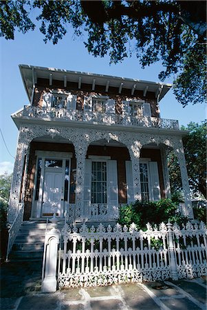 simsearch:841-03517157,k - The 1860 Richards-DAR house, a fine Italianate house museum in the city's historic district, Mobile, Alabama, United States of America (U.S.A.), North America Stock Photo - Rights-Managed, Code: 841-02722905