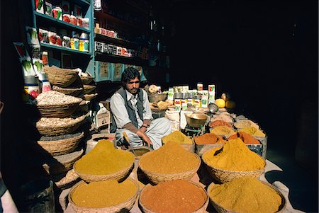 pakistan - Spices and pulses for sale, Swat, Pakistan, Asia Stock Photo - Rights-Managed, Code: 841-02824312