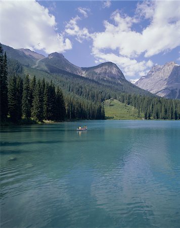 simsearch:841-02920671,k - Emerald Lake, Yoho National Park, UNESCO World Heritage Site, Rocky Mountains, British Columbia (B.C.), Canada, North America Stock Photo - Rights-Managed, Code: 841-02824661