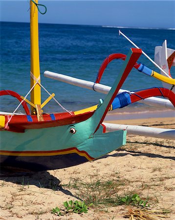 simsearch:841-02899056,k - Close-up of the prow of an outrigger fishing boat on Sanur beach, Bali, Indonesia, Asia Stock Photo - Rights-Managed, Code: 841-02824802