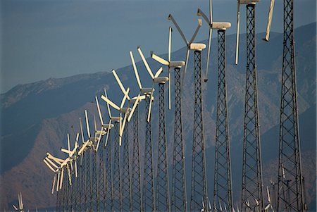 simsearch:841-02708432,k - Windmills generating electricity near Palm Springs, California, United States of America, North America Stock Photo - Rights-Managed, Code: 841-02825674