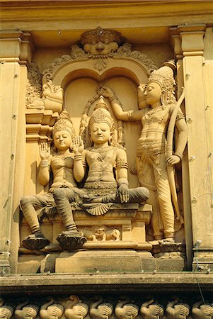 simsearch:841-02715185,k - Architectural detail, Kelaniya Temple, Sri Lanka Stock Photo - Rights-Managed, Code: 841-02825890
