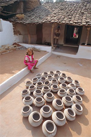 rajasthan girl - Pottery, Dhariyawad, Rajasthan, India Stock Photo - Rights-Managed, Code: 841-02830787